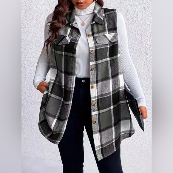 Plus Size 3X Plaid Printed Women's Vest - Black and White - Picture 3 of 3